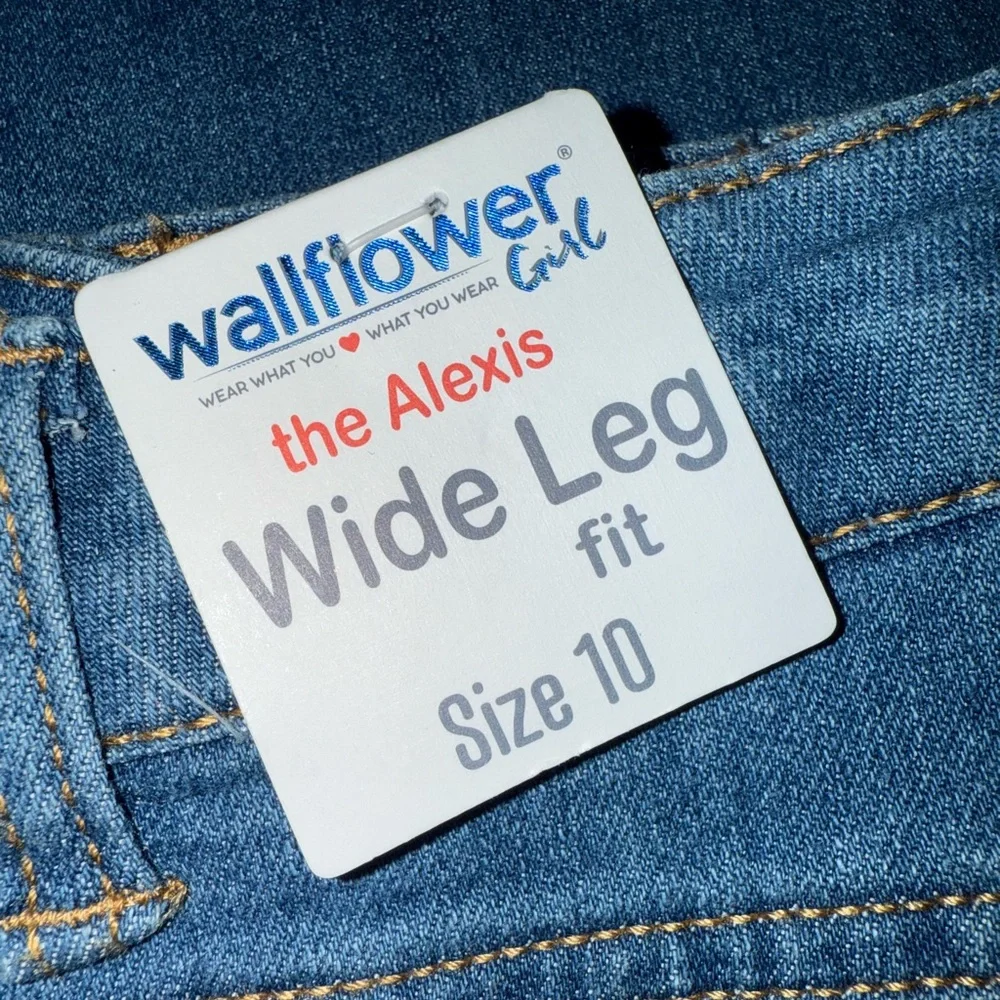 🌸👖 Wallflower Girls Alexis Studded Wide-Leg Jeans | Size 10 | NWT ✨